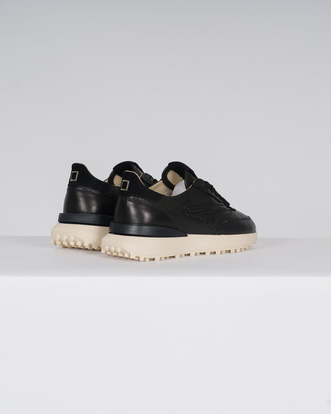 DATE ATHLETA NATURALNERO