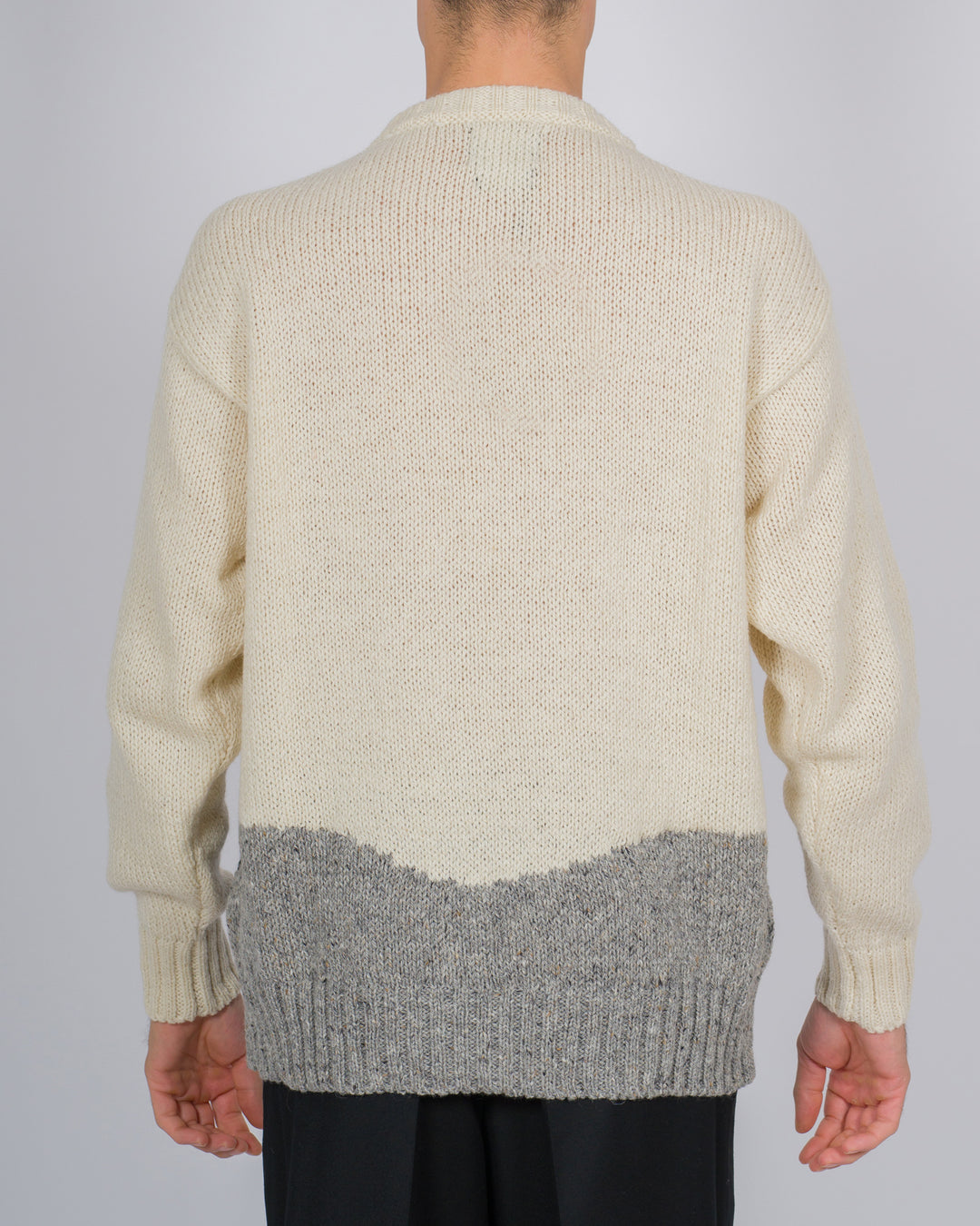 HOWLIN' MY NEW BEST FRIENDBLU