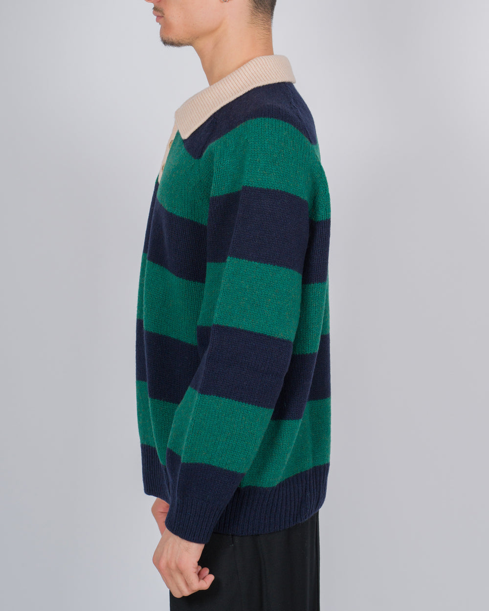 HOWLIN' PULL UP TO THE BUMPERVERDE