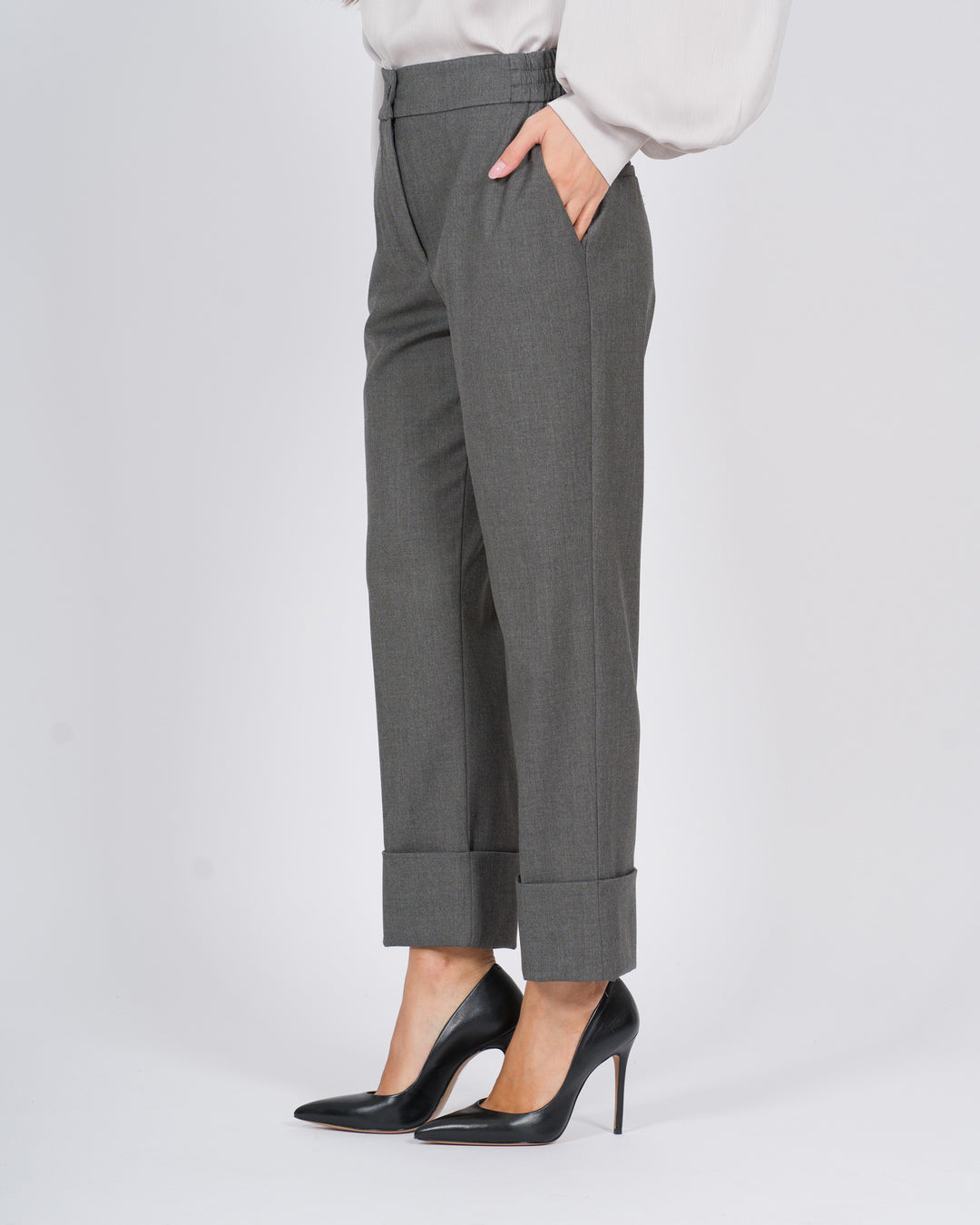 Pantaloni a vita alta con risvolto e vita elasticizzata grigio 