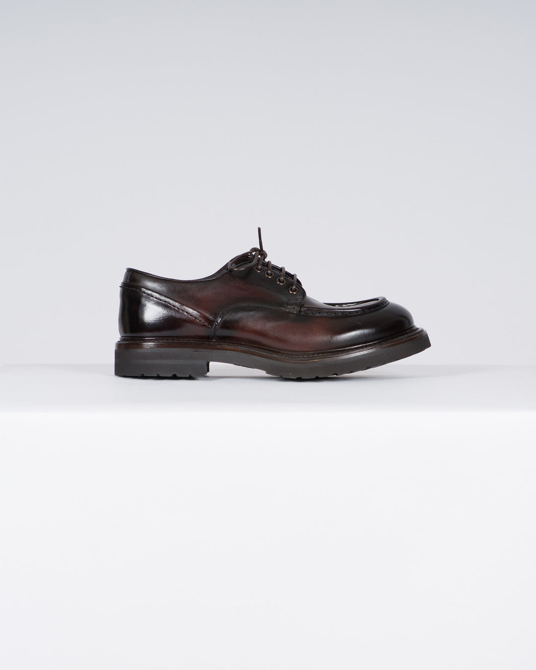 Derby in pelle spazzolata color moro 