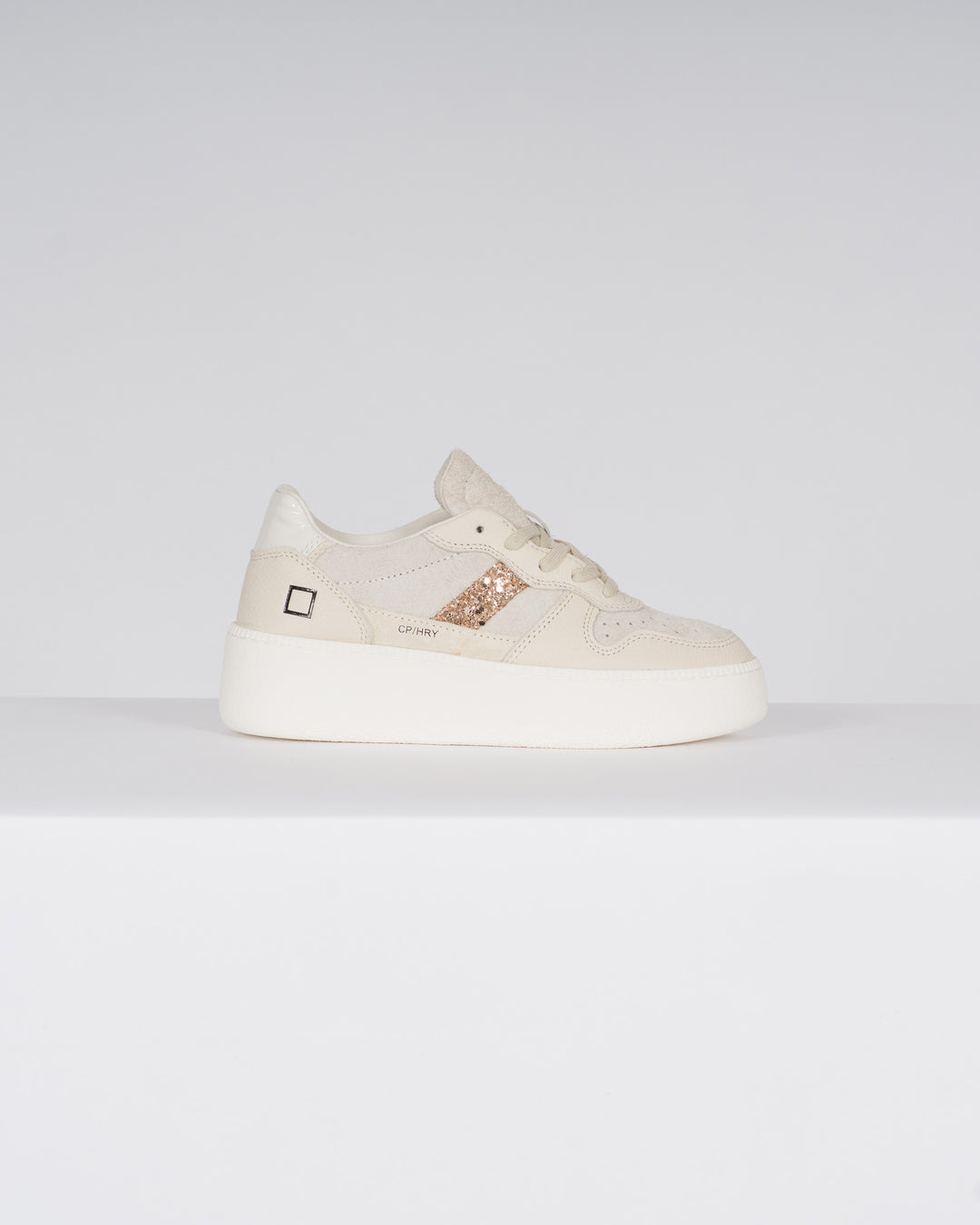 COURT PLATFORM HAIRY BEIGE<BR/> 