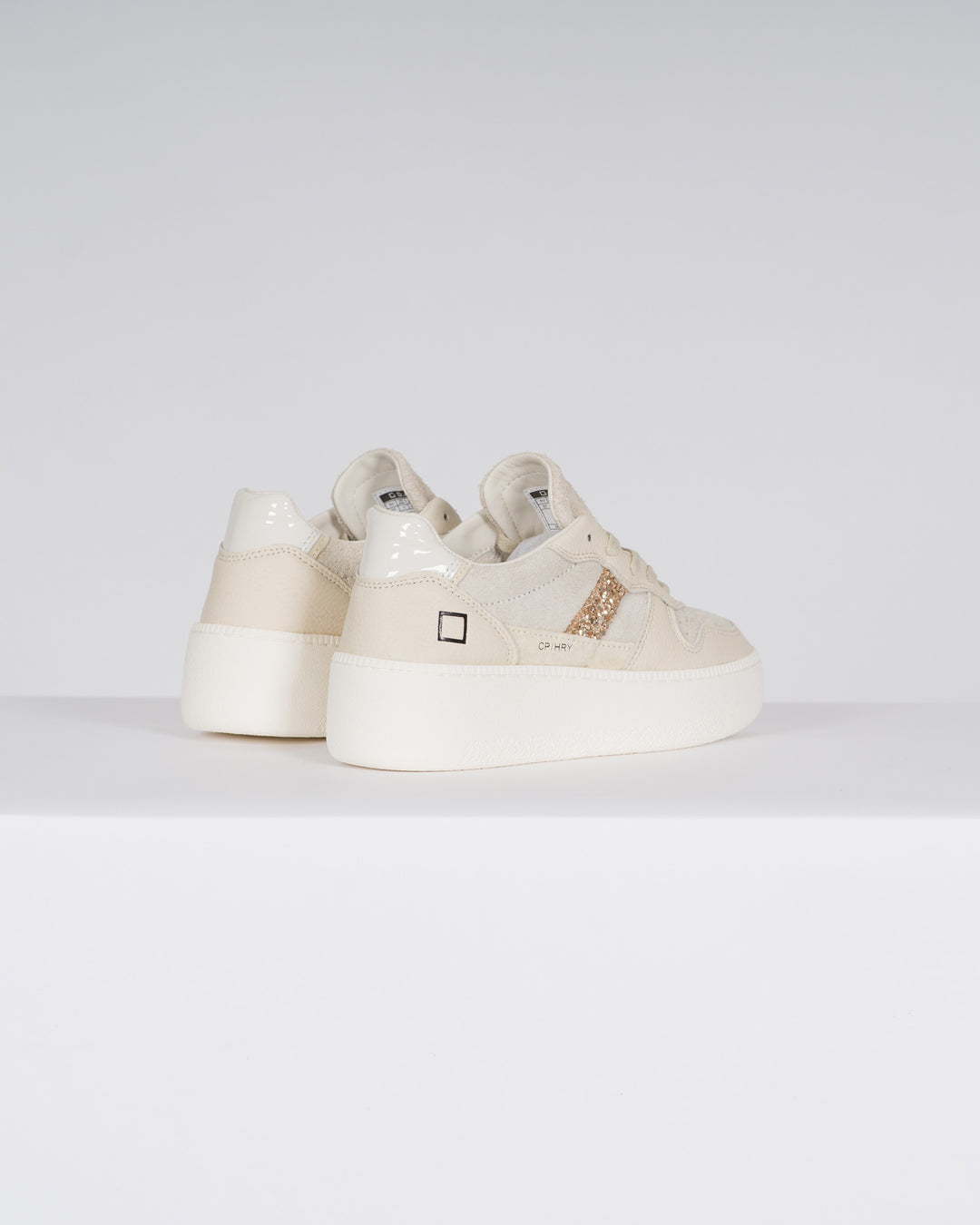 COURT PLATFORM HAIRY BEIGE<BR/> 