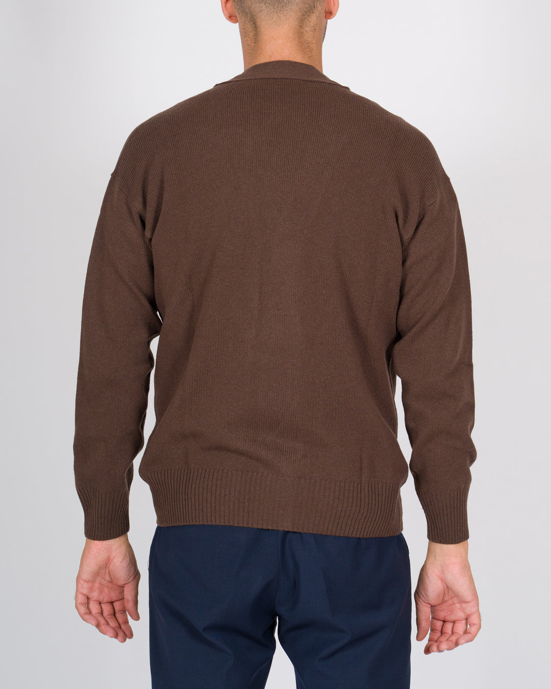Cardigan con botton marrone 