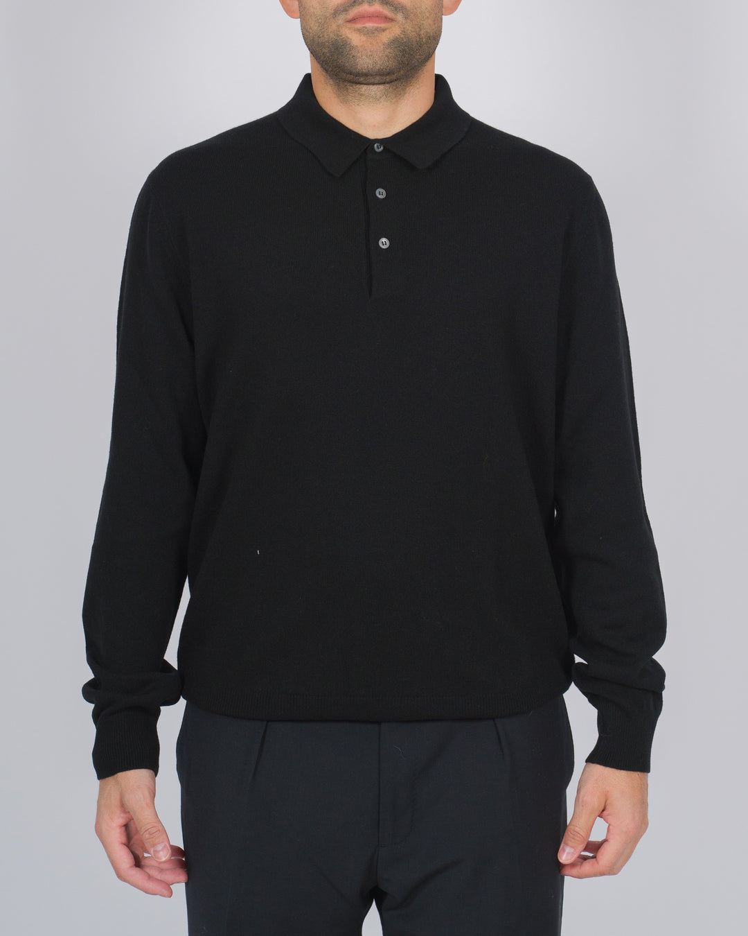 Polo tre bottoni cashmere nera 