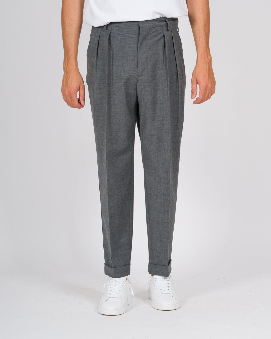 Pantalone doppia pince con risvolto grigio 