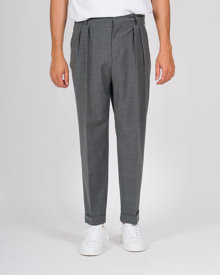 Pantalone doppia pince con risvolto grigio 