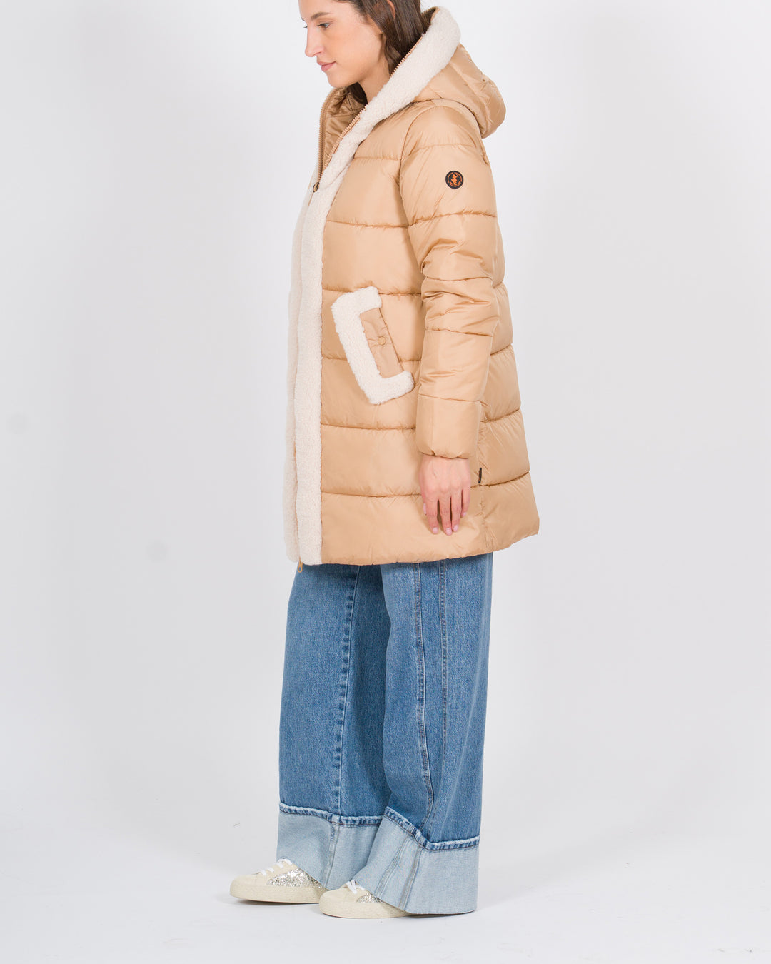 Piumino lungo con pelliccia beige 
