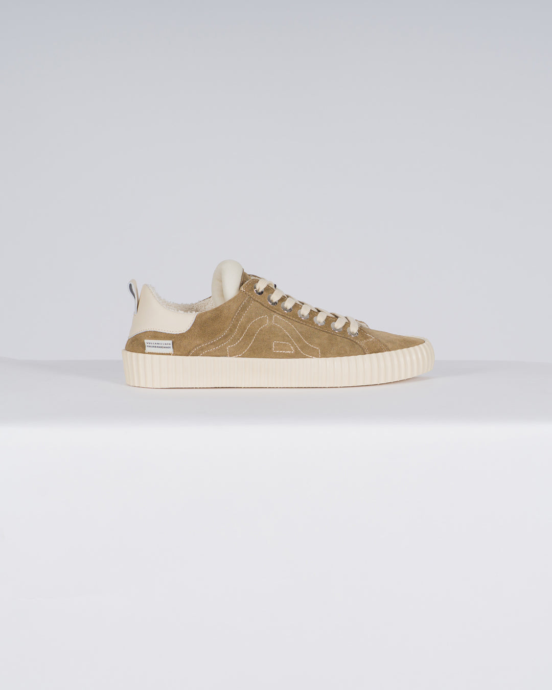 Wavy Suede Taupe 