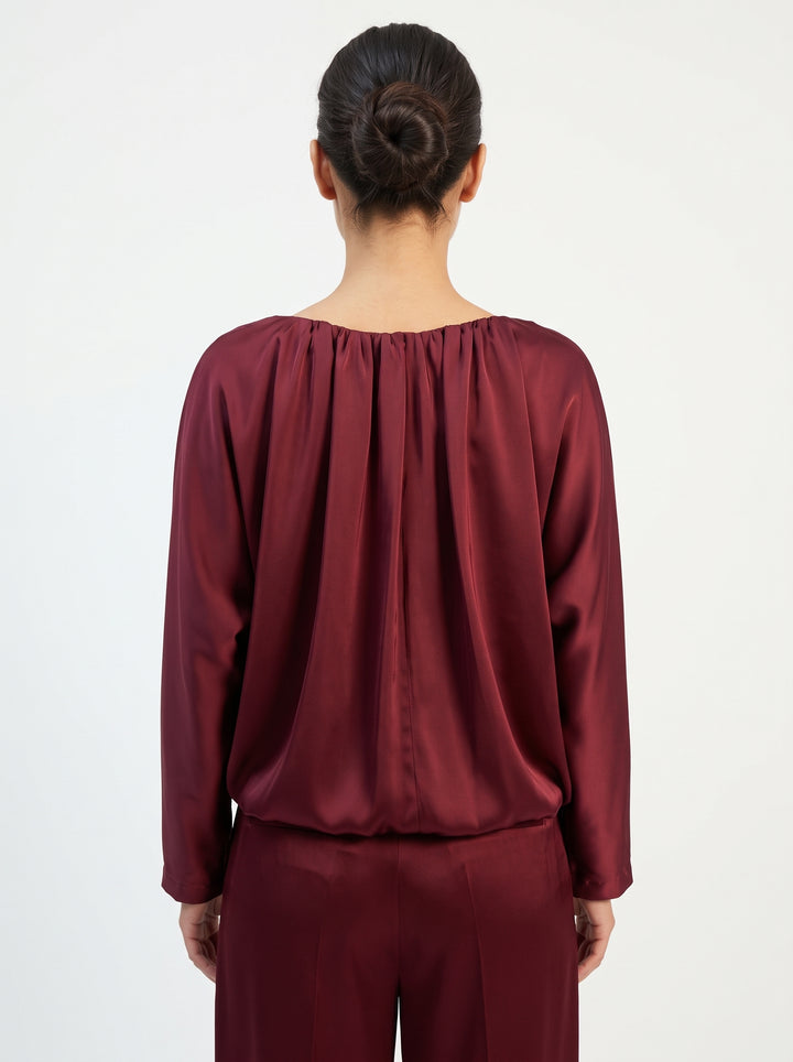 blusa in raso bordeaux 