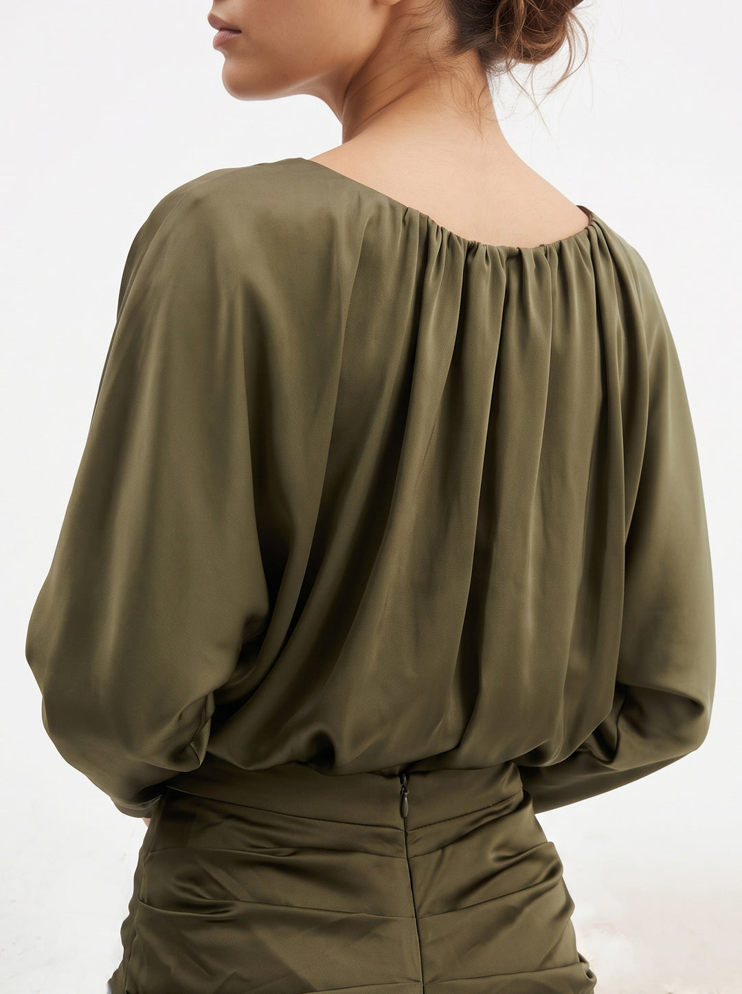 blusa in raso verde oliva 