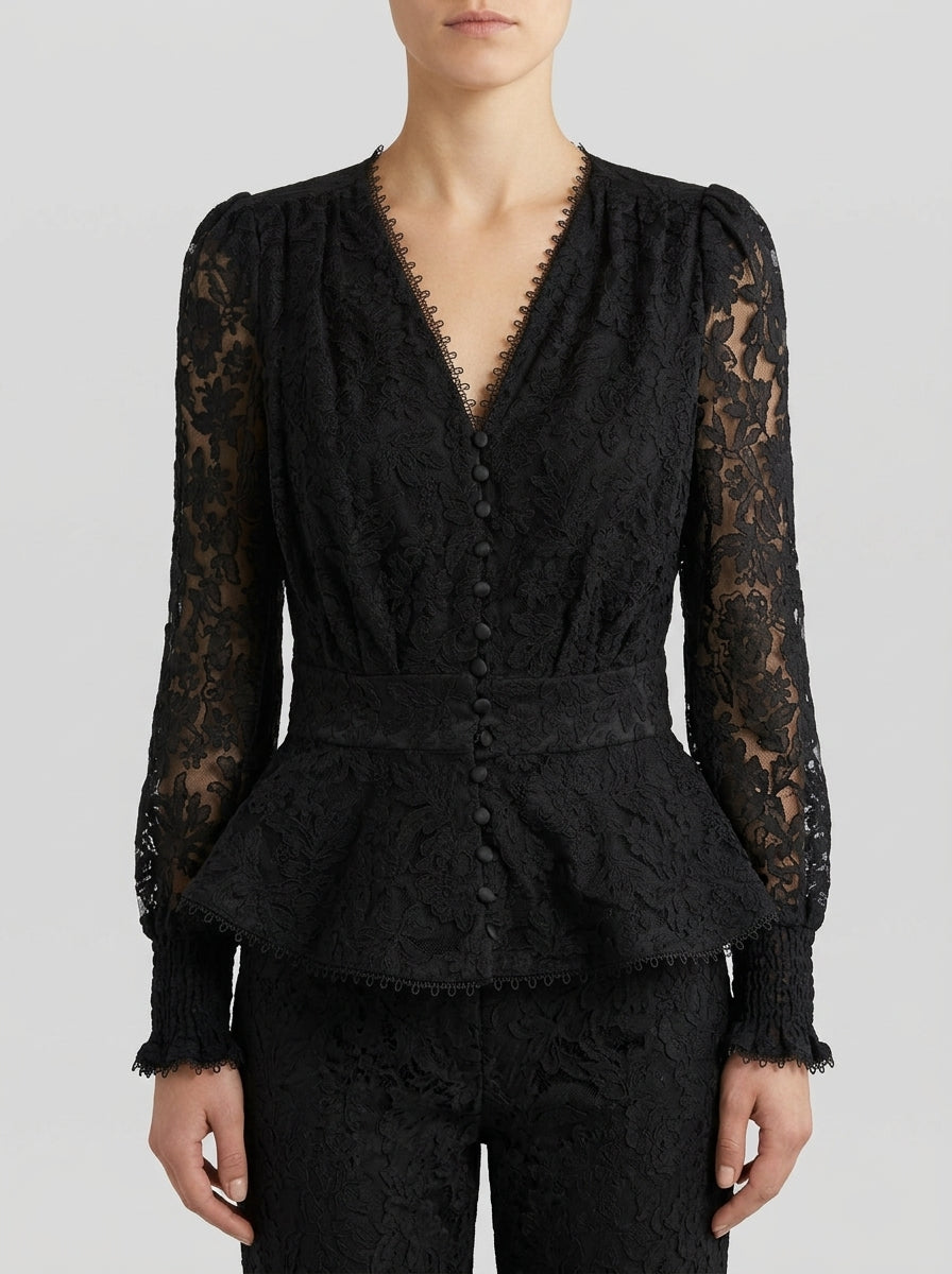 Blusa nera in pizzo 