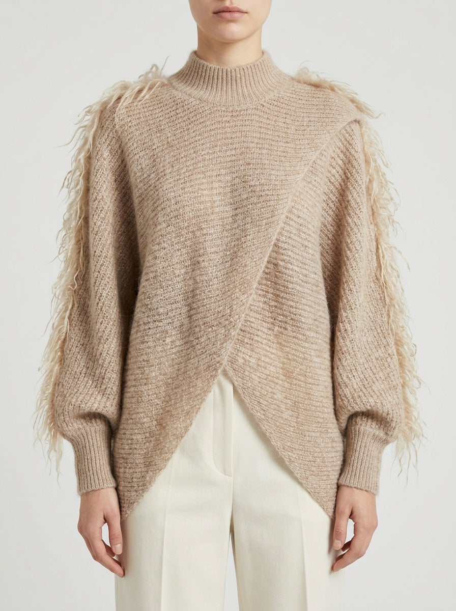 Maglia in lana  mohair beige a coste con piume 