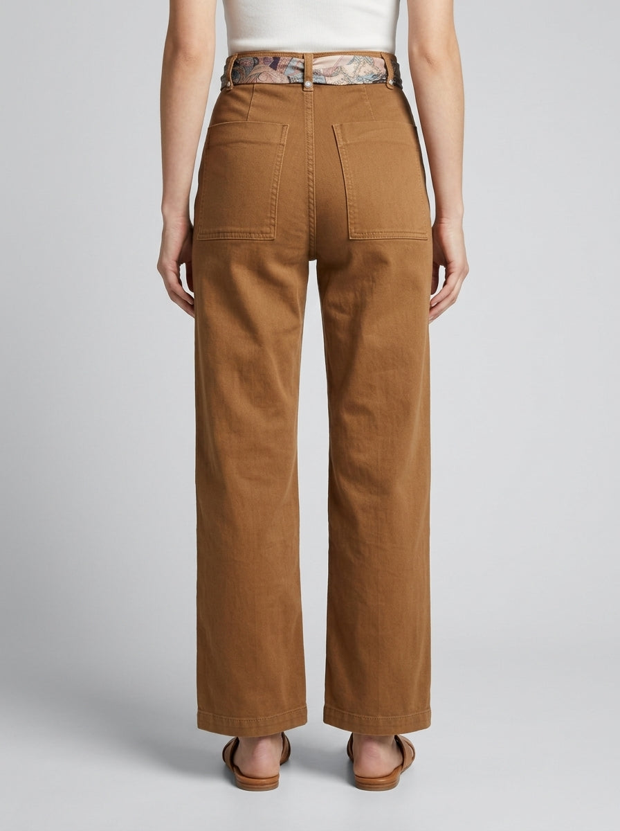 Pantaloni  cammello con foulard removibile 