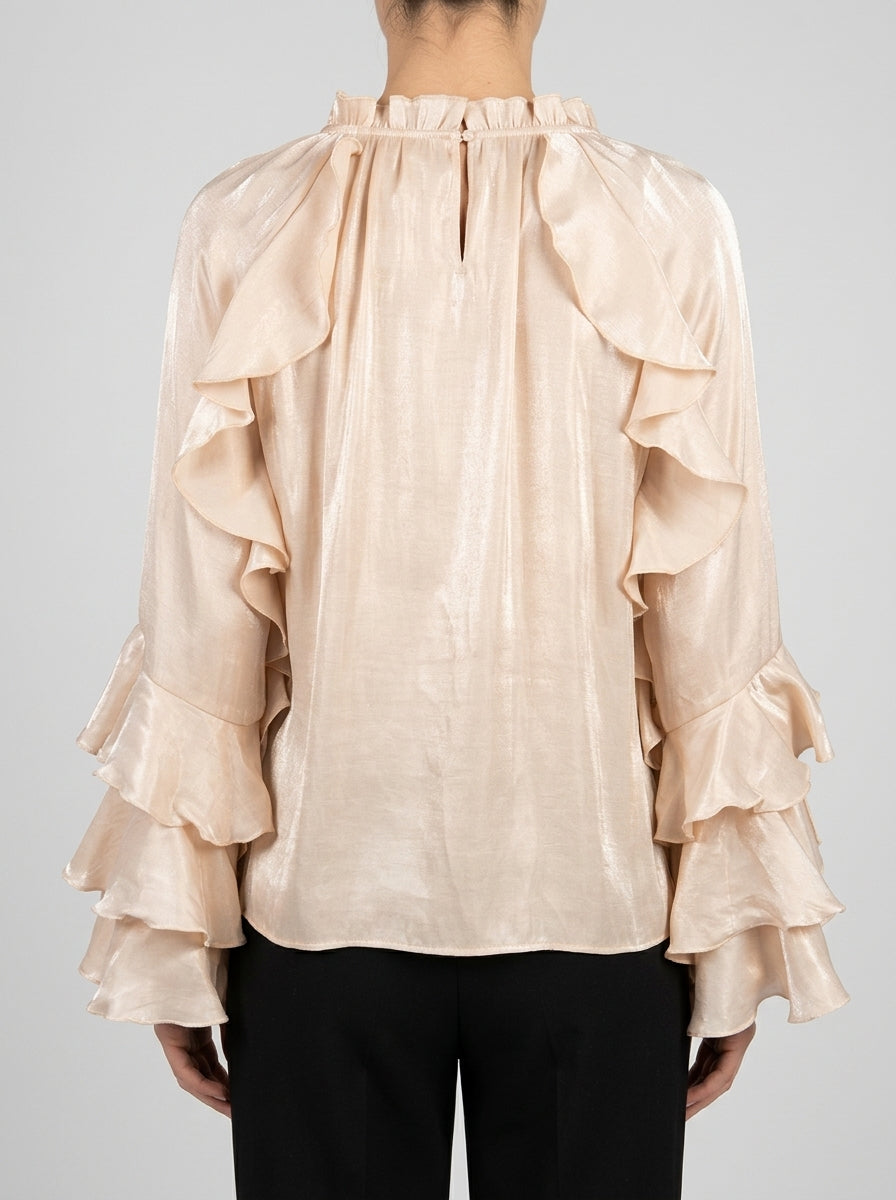 Blusa Amosa rosa in Tessuto Luminoso con Rouches e Spille Gioiello 
