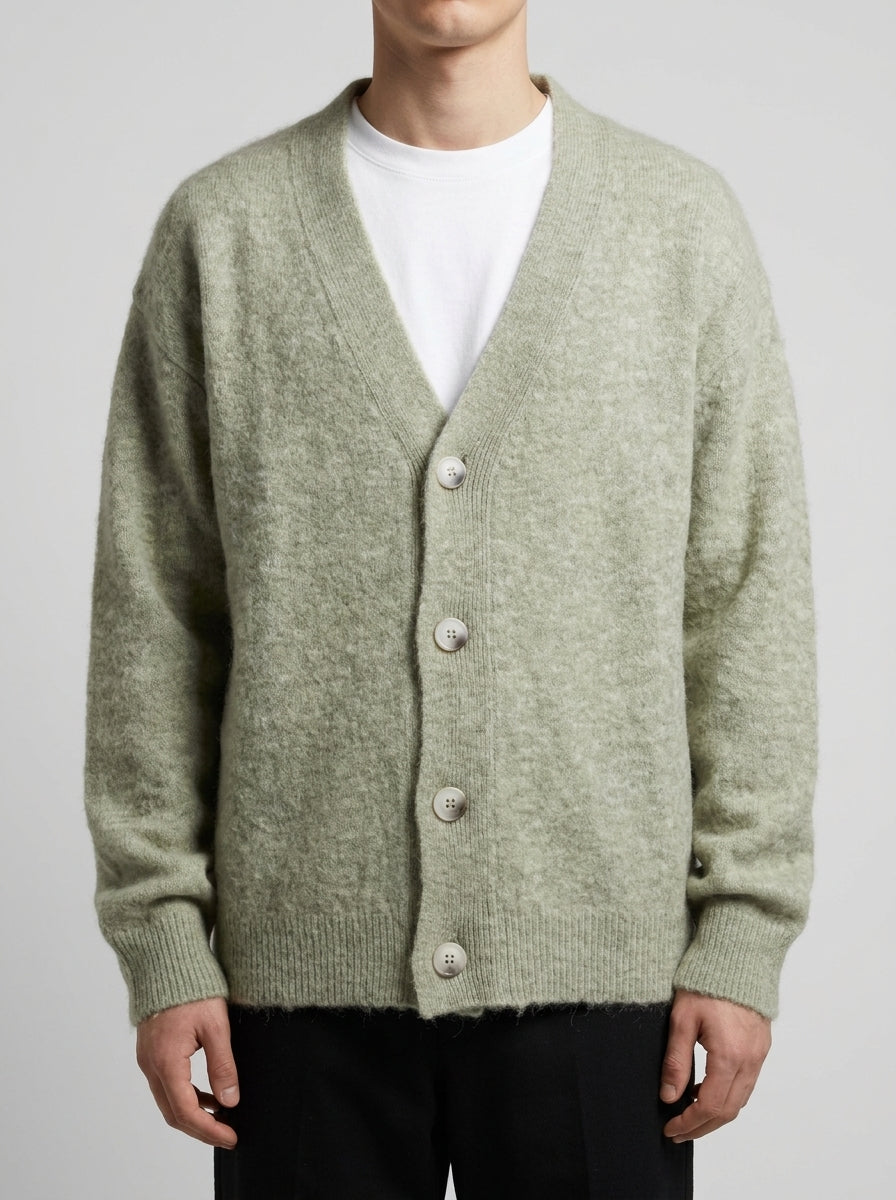 Cardigan in Baby Alpaca verde 