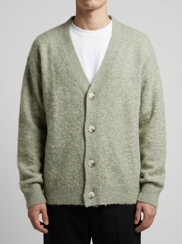 Cardigan in Baby Alpaca verde 