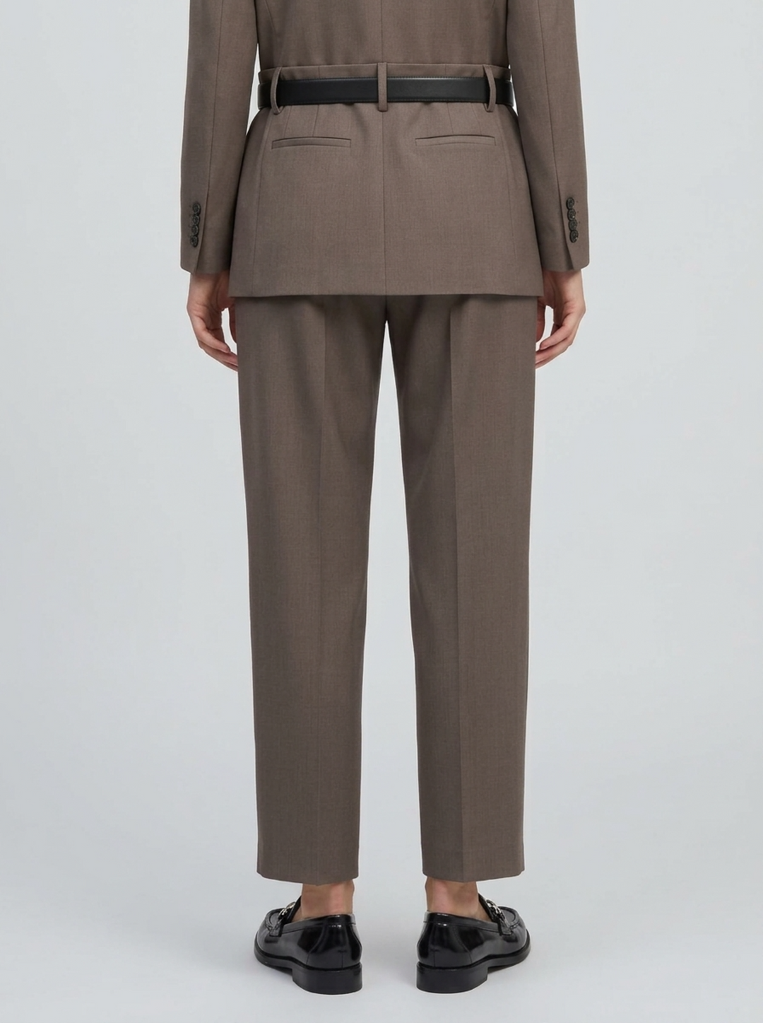 Pantaloni  in fresco lana tortora modello balloon 