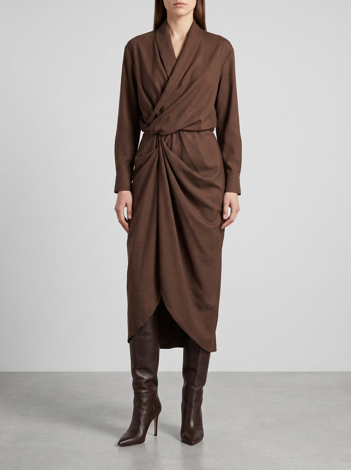 Abito marrone in fresco lana con  drappeggio 
