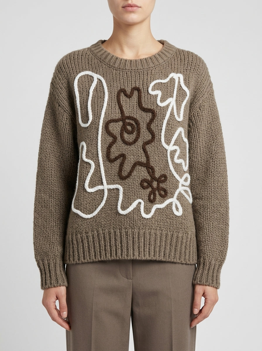 Maglia in lana  tortora con ricami a contrasto 