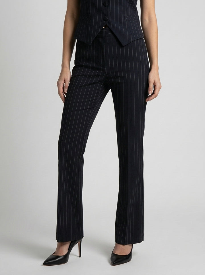Pantalone blu gessato a zampa 
