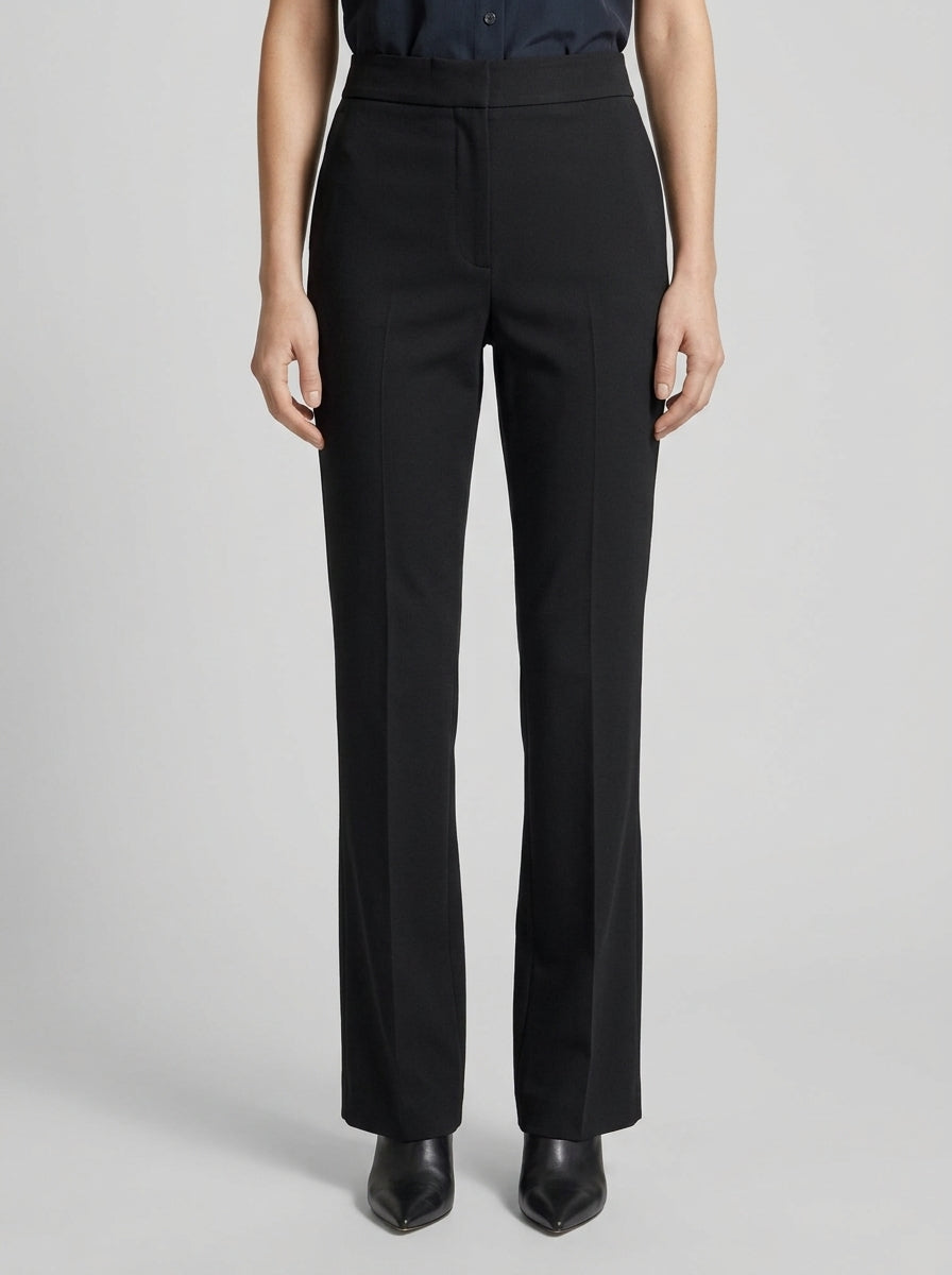 Pantalone nero a zampa 