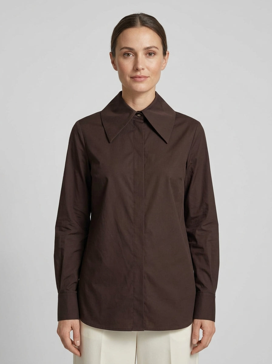 Camicia cioccolato in Popeline Stretch con Collo a Lancia 