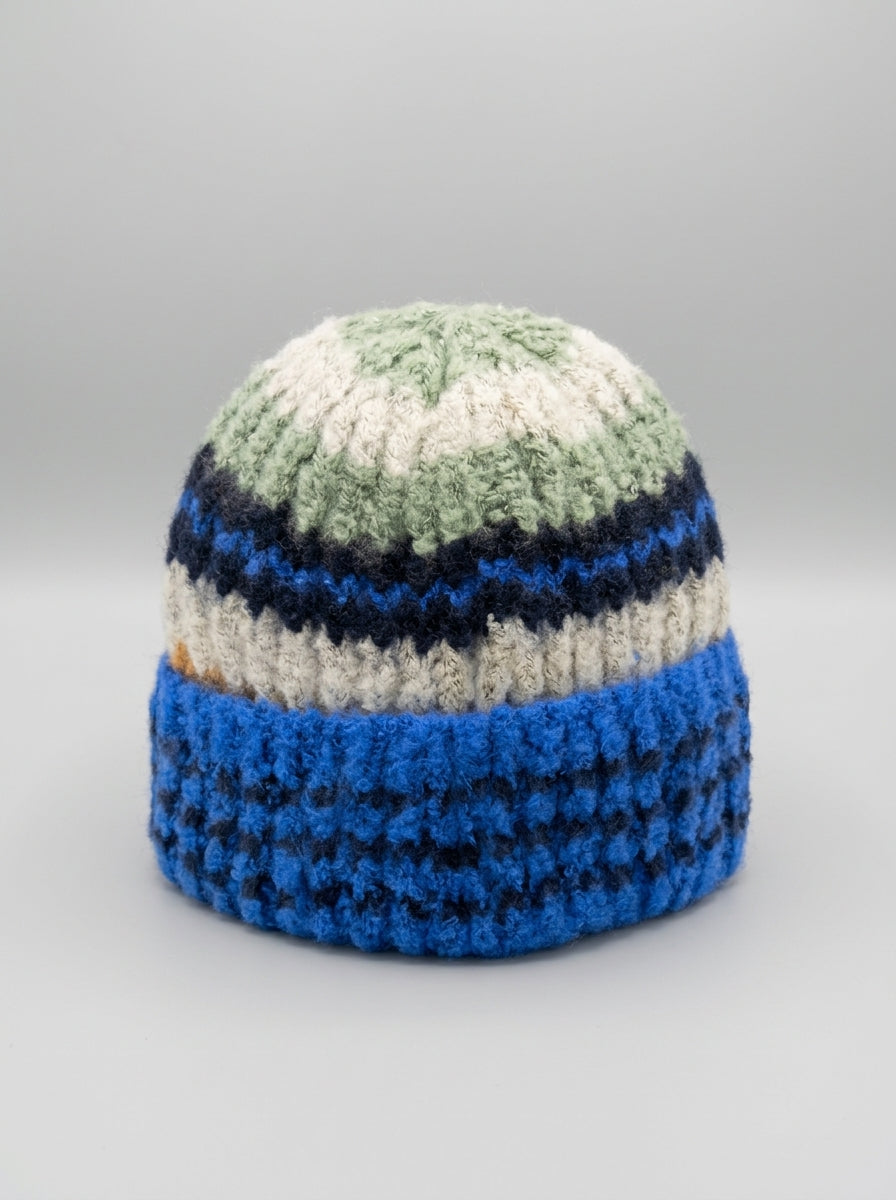 Berretto in maglia bouclé a righe jacquard Blu cob 