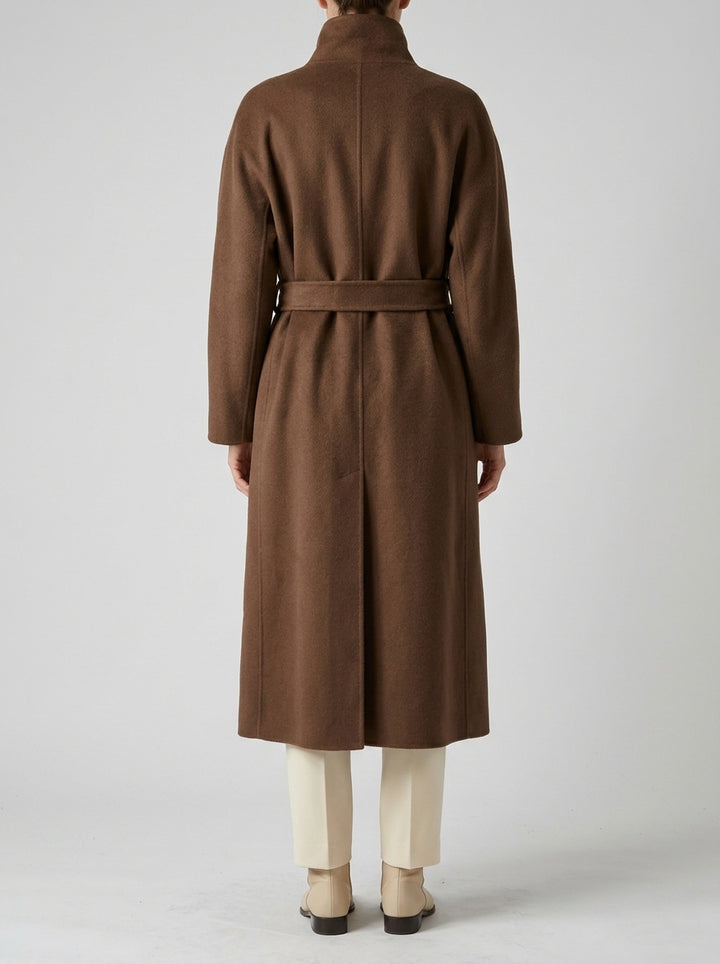 Cappotto  in Panno Moro con Chiusura Incrociata 