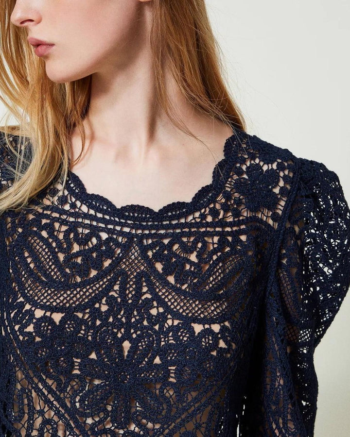 Maglia crochet effetto pizzo blu