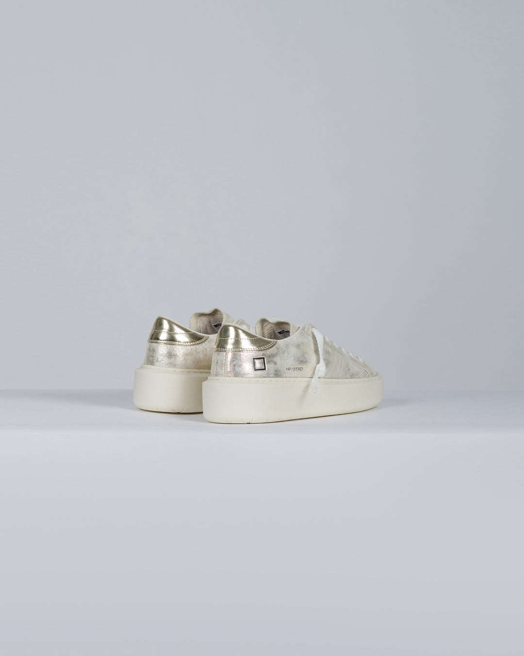 DATE HILLLOWPLATFORMSTARDUSTPLATINO