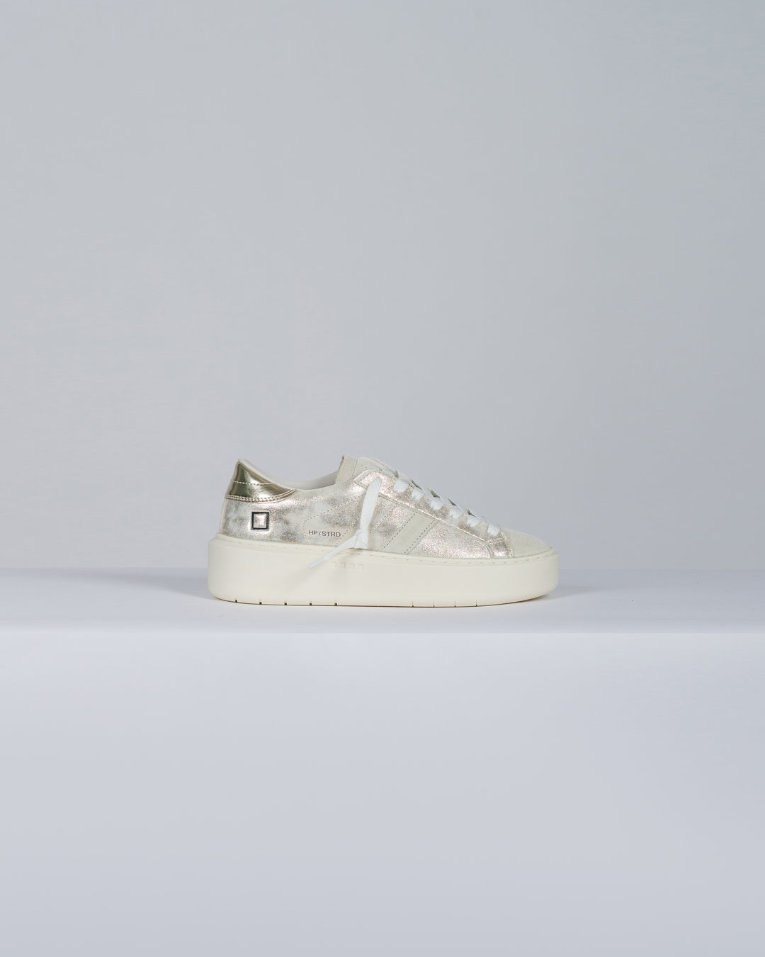 DATE HILLLOWPLATFORMSTARDUSTPLATINO