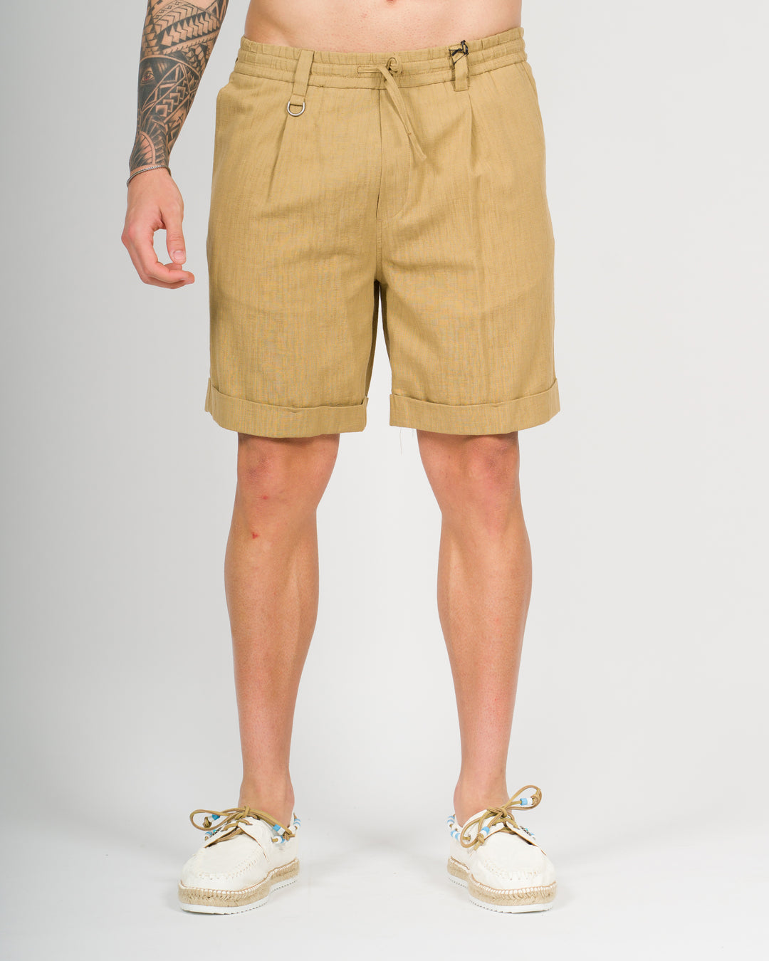 Bermuda con elastico cammello 