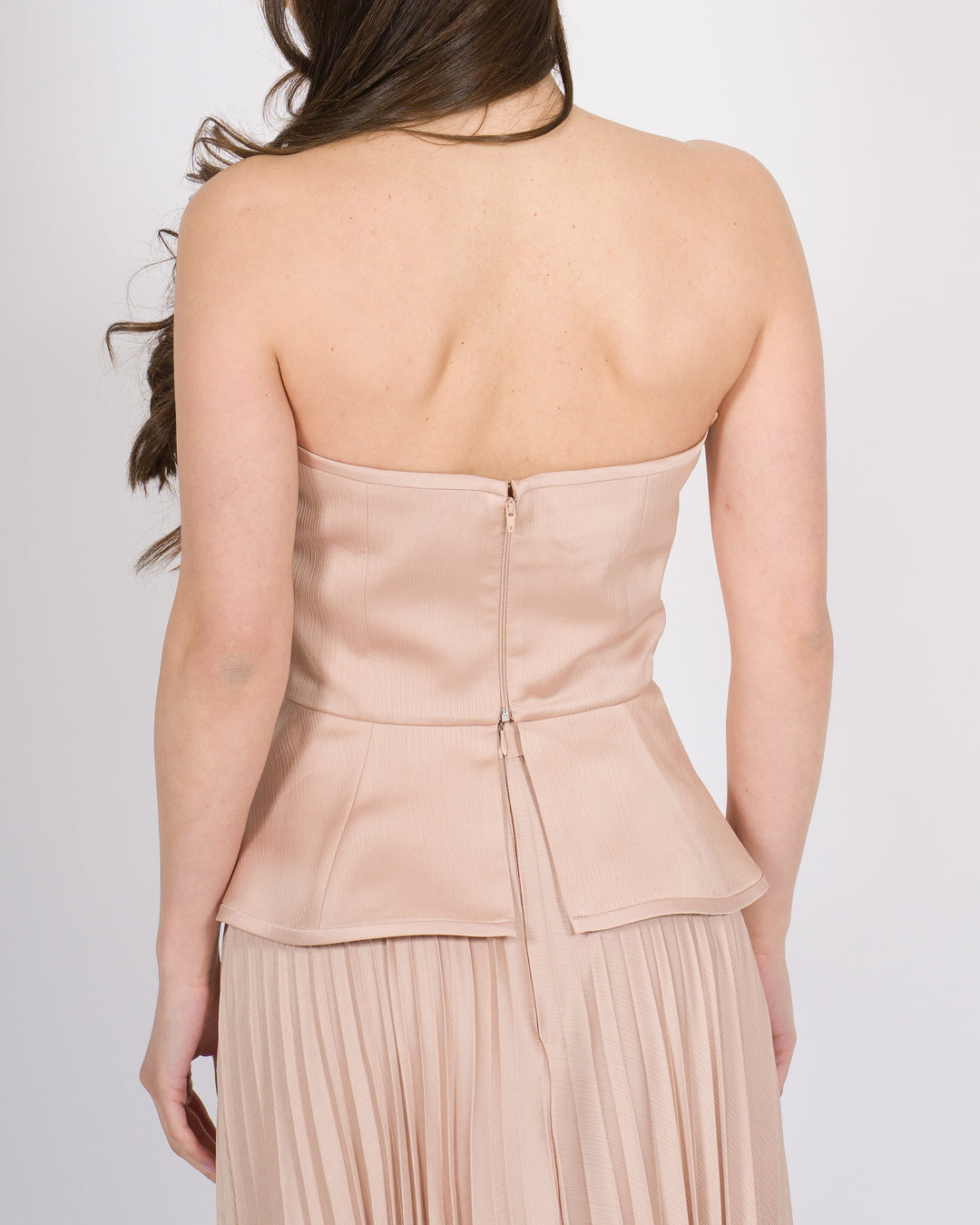 Top bustier access beigecon spilla floreale decorativa 
