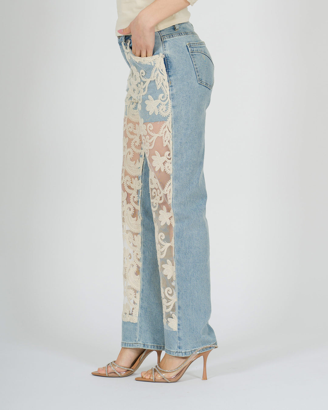 Jeans Amosa con trasparenze e dettagli in pizzo 
