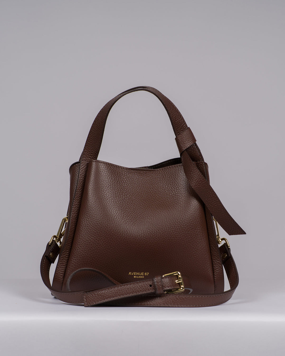 BORSA AVENUE MARRONE MODELLO GISELA 