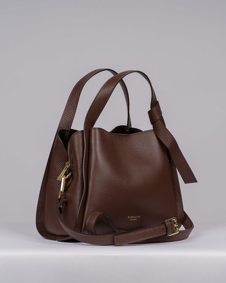 BORSA AVENUE MARRONE MODELLO GISELA 