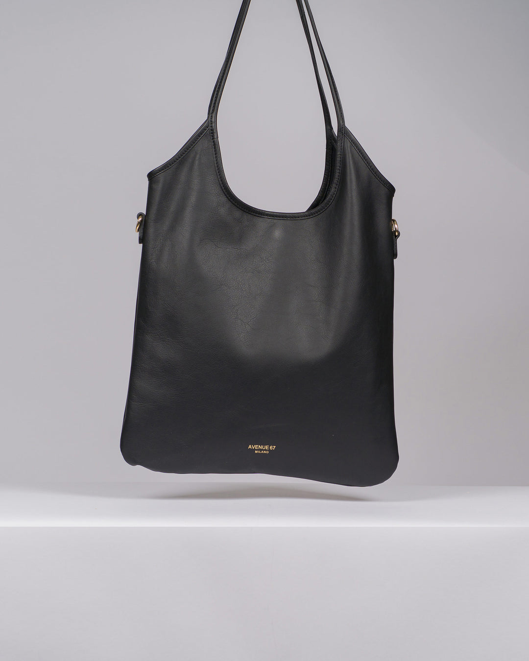 BORSA AVENUE NERA MODELLO SHANTY 