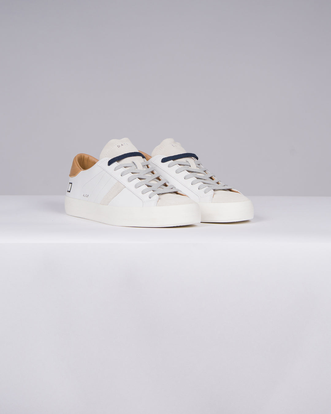HILL LOW CALF WHITE-CUOIO<BR/><BR/> 