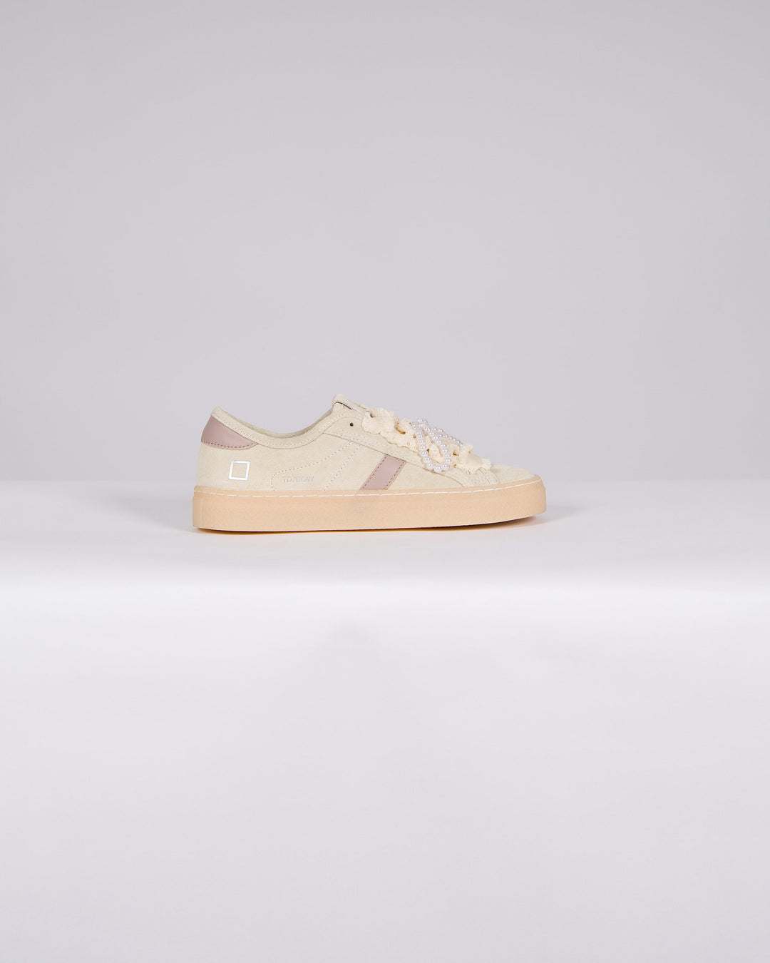 TENDER BOW BEIGE<BR/> 