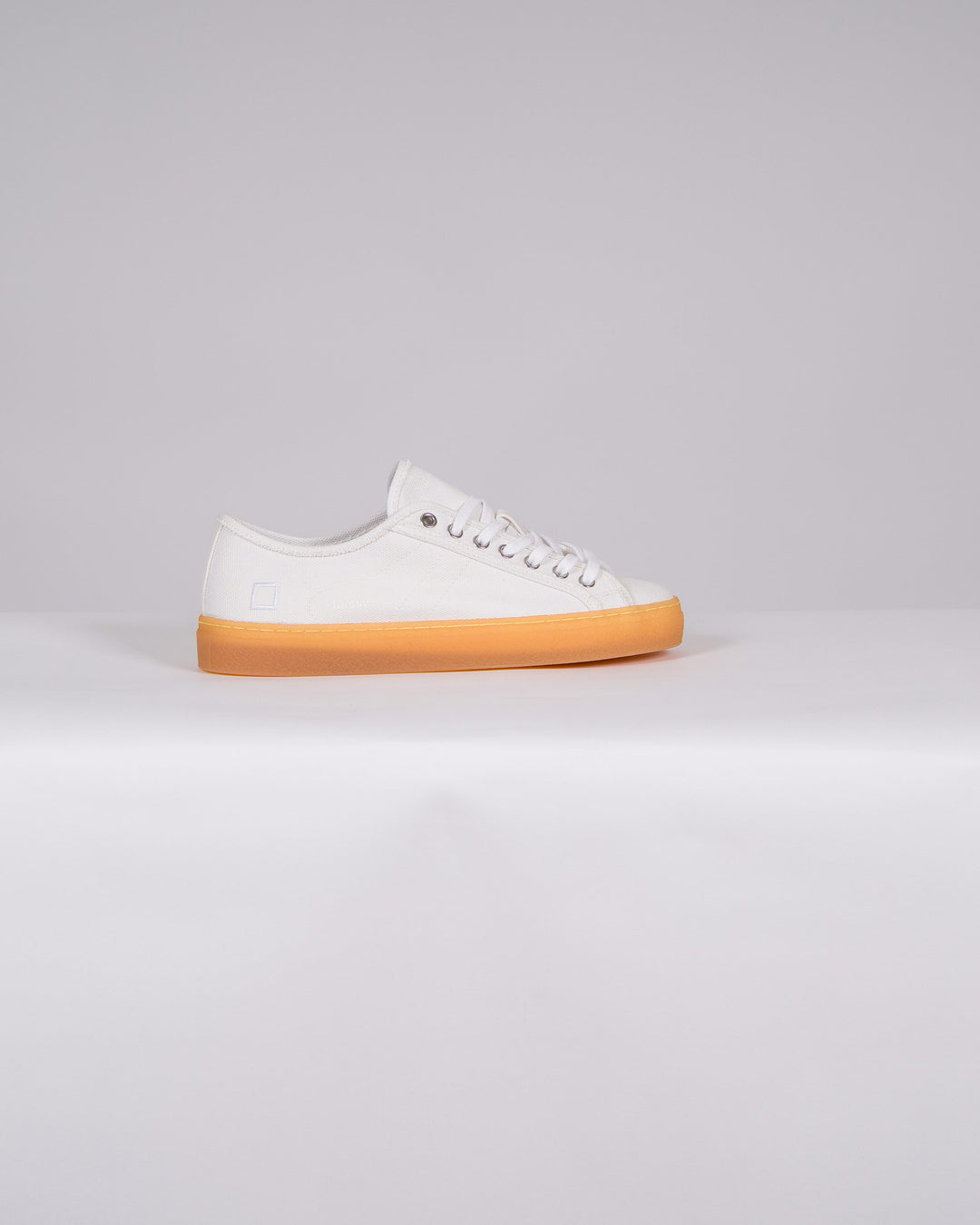 TENDER CANVAS WHITE<BR/> 