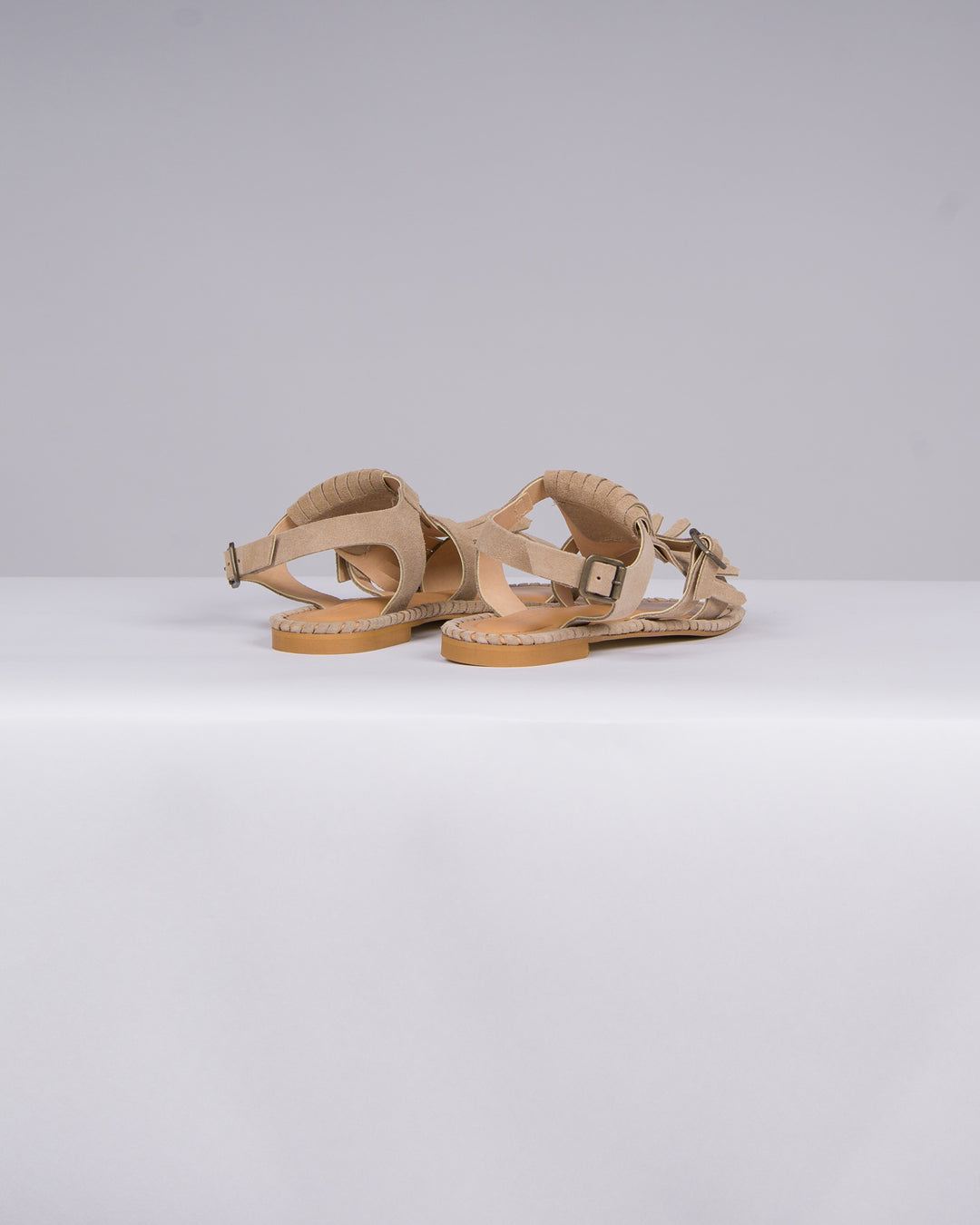 Sandali in Camoscio Beige con Frangia 