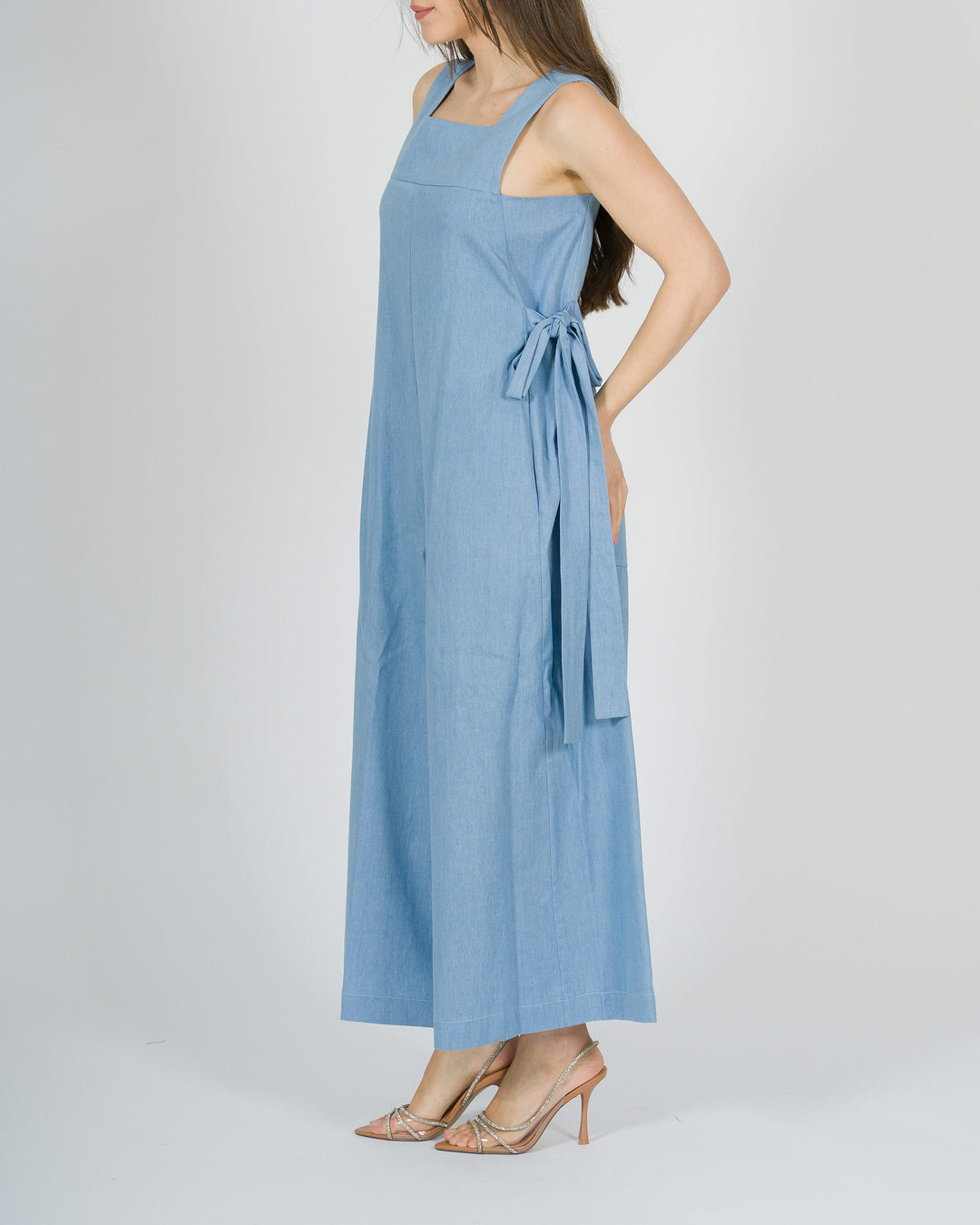 Tuta Meimeij azzurra in viscosa ultra light 