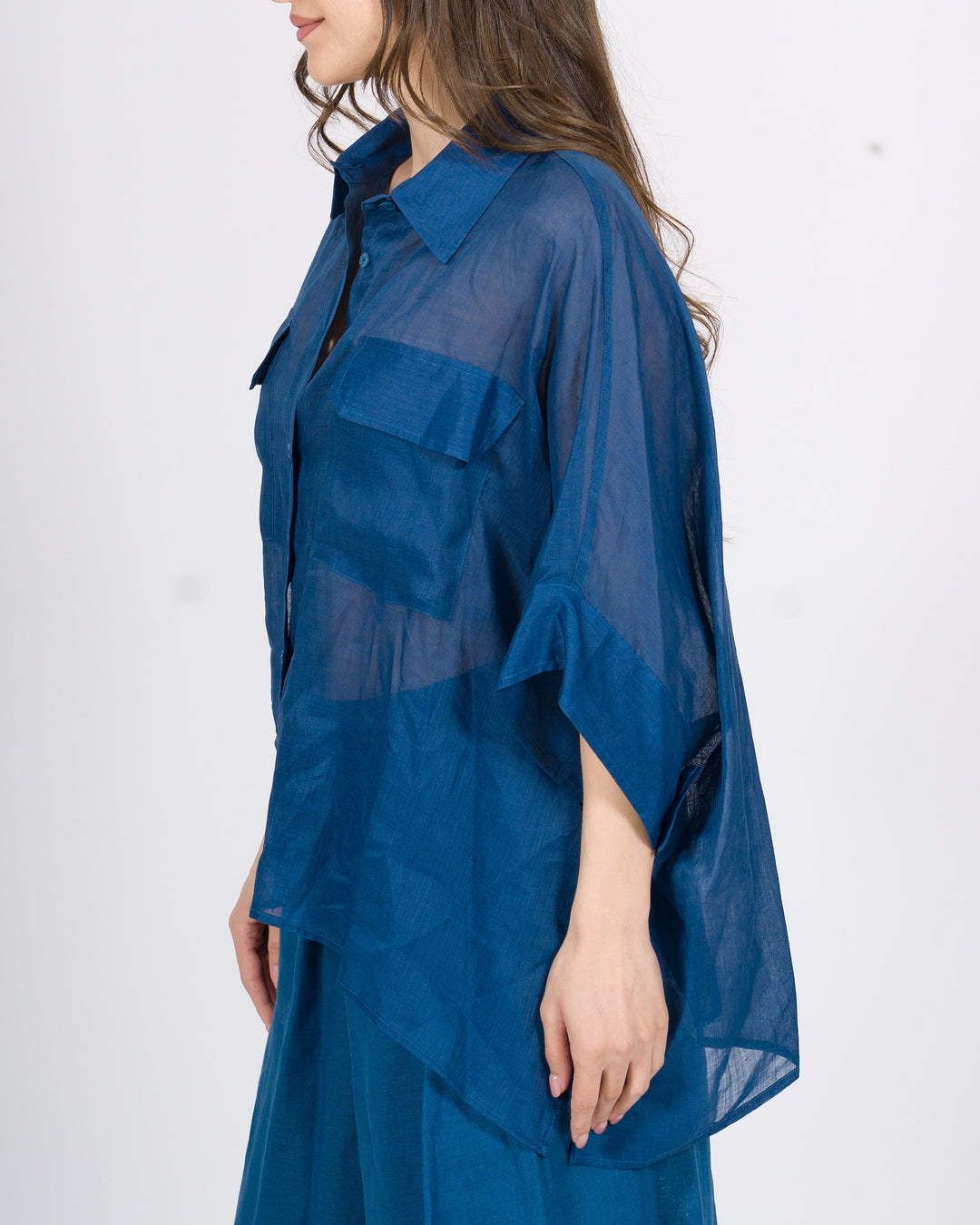 Camicia Over in Lino Meimeij azzurra con Tasconi Frontali 