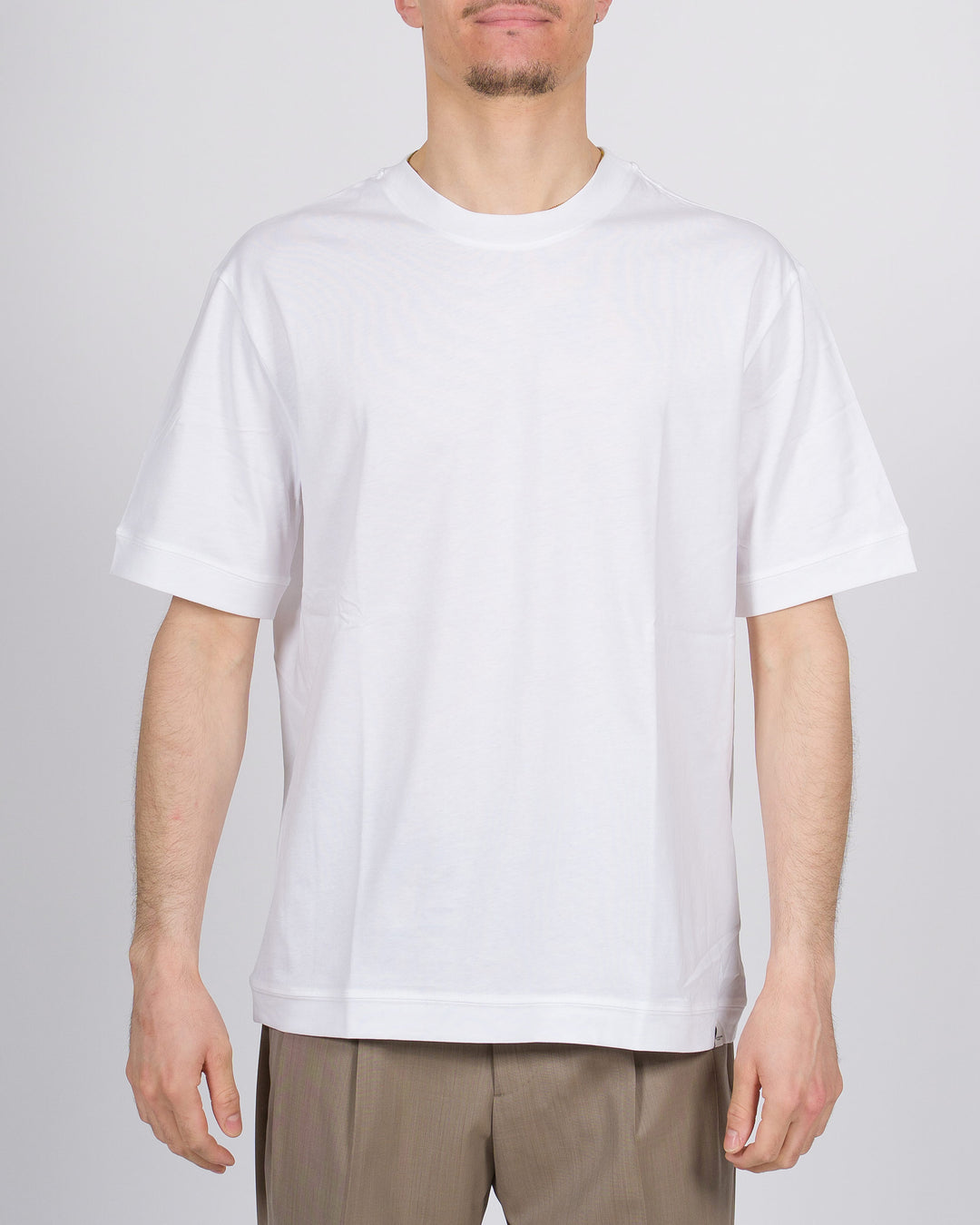 T-shirt cotone bianca uomo cucitura posteriore 