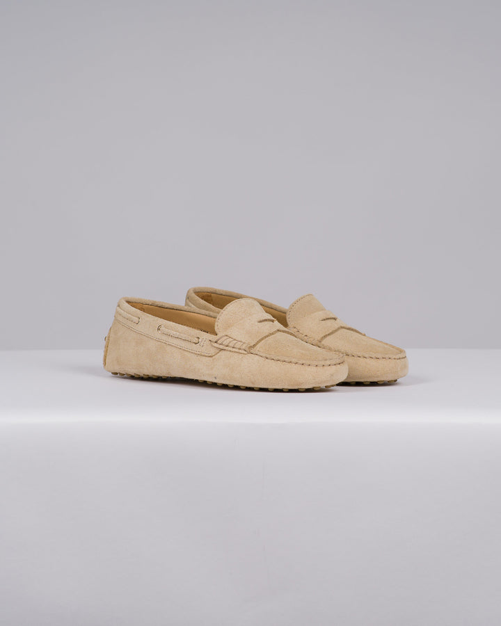 Mocassino Donna in Suede Beige con Chiodini 