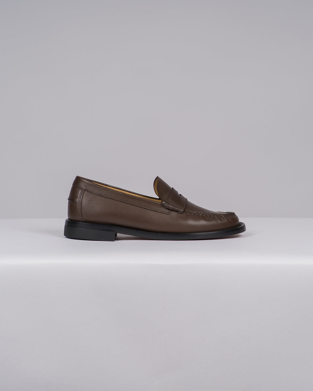 Mocassino Donna in Pelle Testa di Moro con Suola in Cuoio 