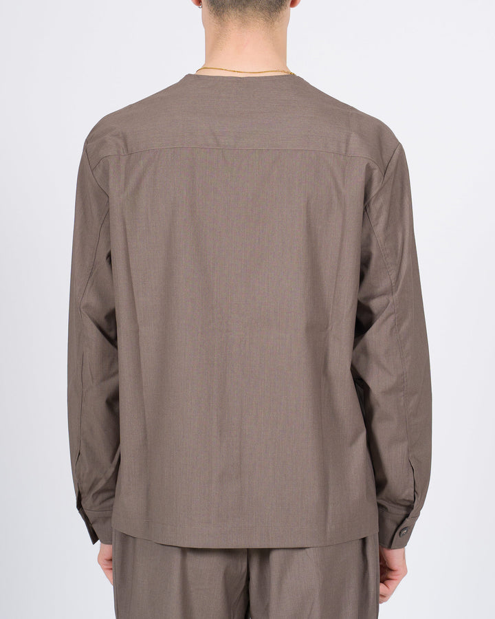 Giacca con bottoni in fibra naturale color fango 