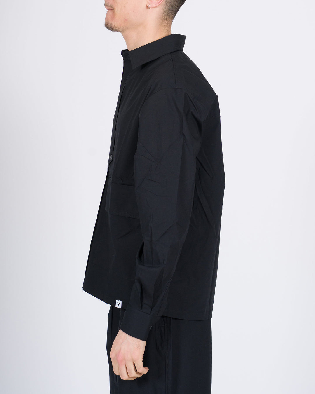 Camicia manica lunga in cotone parastretch nera con tasconi 