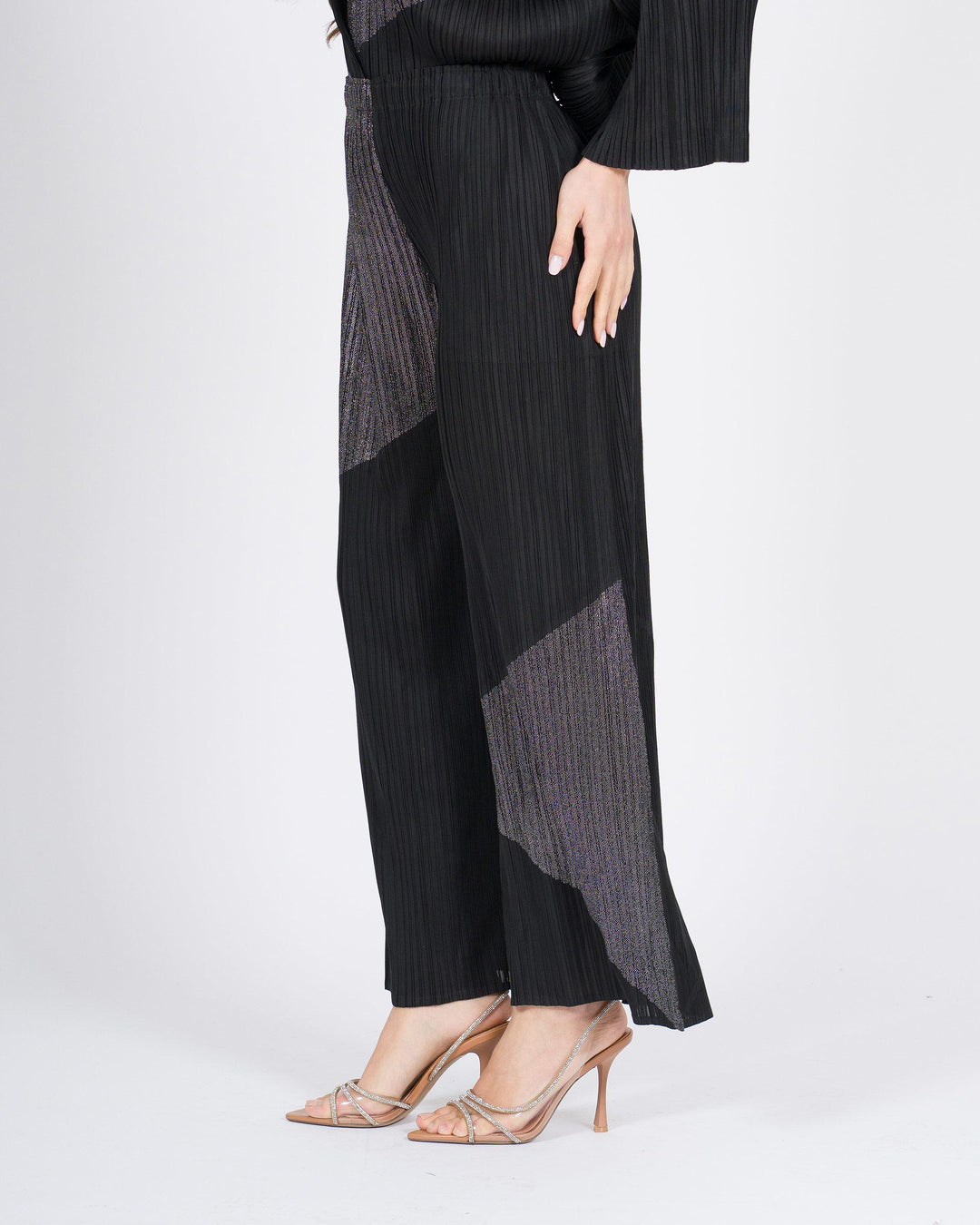 Pantaloni Neri Plissé con Geometrie in Lurex 